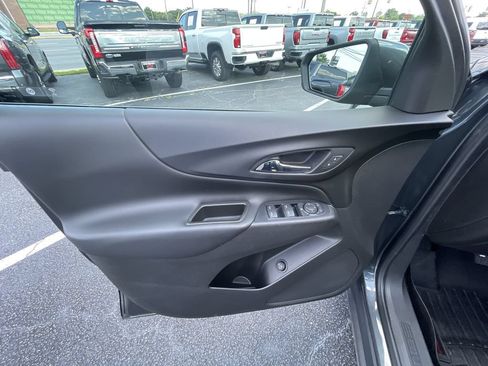 Certified 2019 Chevrolet Equinox LT FWD image 23