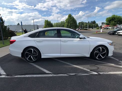 Used 2020 Honda Accord Sport image 14