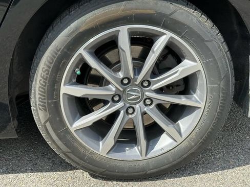 Used 2018 Acura TLX w/ Technology Package FWD image 12