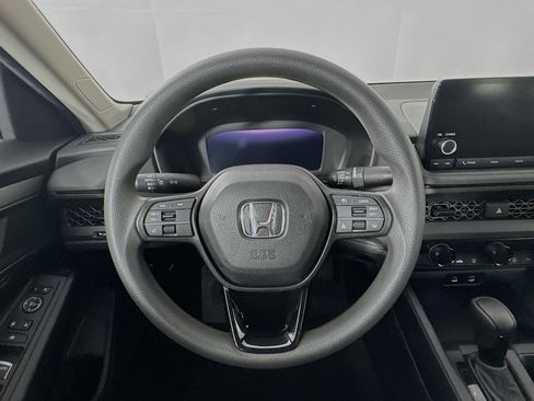 Certified 2023 Honda Accord LX image 11
