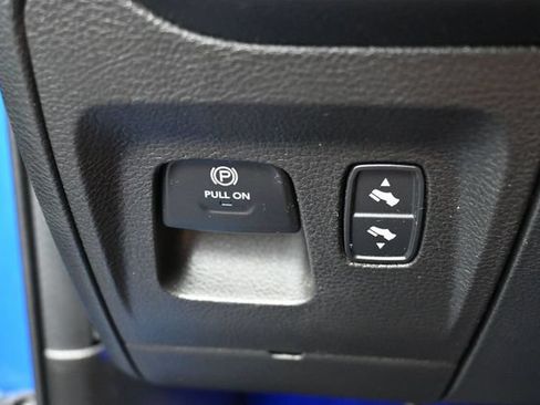 Used 2022 RAM 1500 Big Horn AWD/4WD image 38