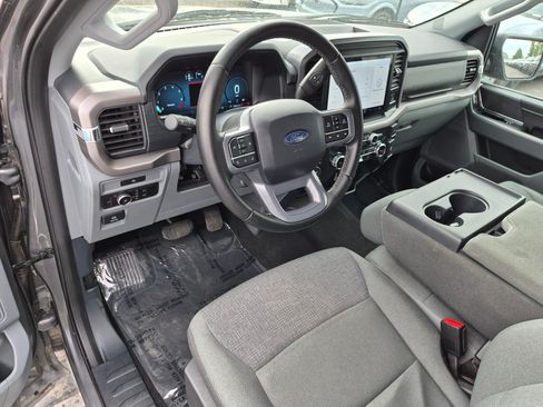 Used 2025 Ford F150 XLT w/ Equipment Group 301A Standard AWD/4WD image 17