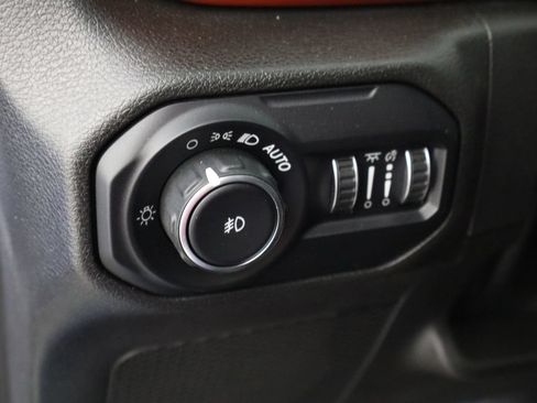 Used 2022 Jeep Wrangler Unlimited Rubicon AWD/4WD image 20