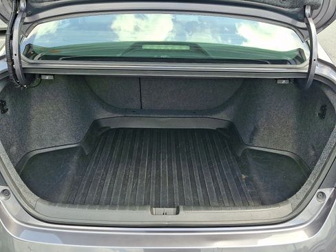 Used 2019 Honda Accord Touring image 30