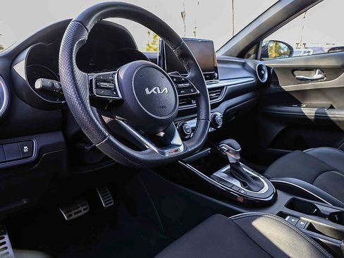 Certified 2023 Kia Forte GT-Line w/ GT-Line Premium Package image 7