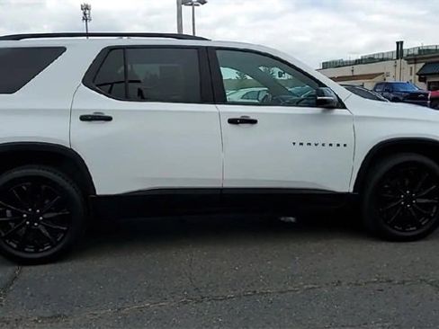 Certified 2023 Chevrolet Traverse RS image 9