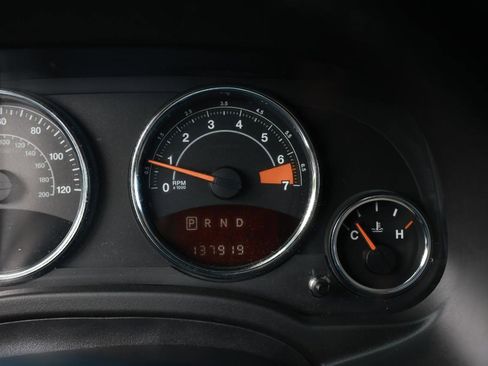 Used 2016 Jeep Compass Latitude image 40