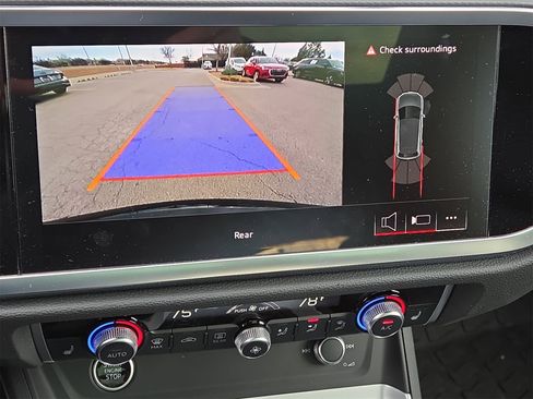 Used 2025 Audi Q3 2.0T Premium w/ Convenience Package image 18