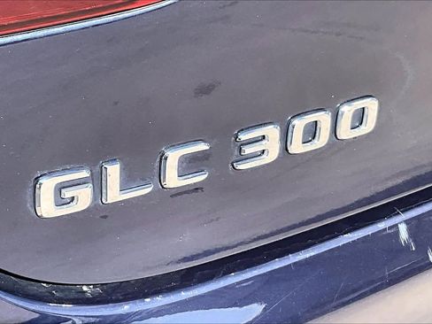 Used 2023 Mercedes-Benz GLC 300 4MATIC Coupe image 30