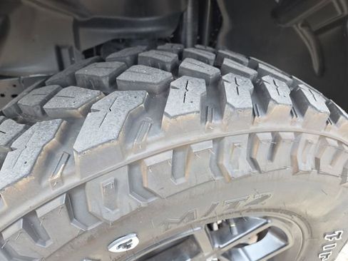 New 2025 Jeep Gladiator Willys image 41