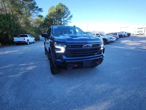 Certified 2023 Chevrolet Silverado 1500 LT Trail Boss image 8