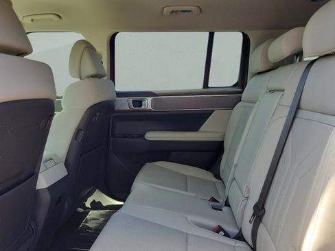 New 2026 Hyundai Santa Fe SEL image 18