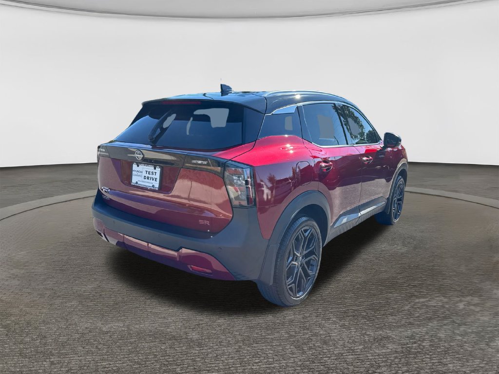 Used 2025 Nissan Kicks SR w/ SR Premium Package FWD image 7
