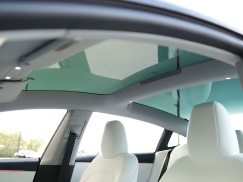 Used 2025 Tesla Model 3 Long Range RWD image 20