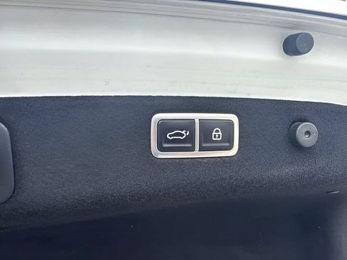 Used 2023 Genesis G70 3.3T w/ Sport Prestige Package AWD/4WD image 23