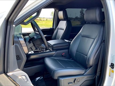 Used 2025 Ford F150 Lariat w/ Bed Utility Package AWD/4WD image 22