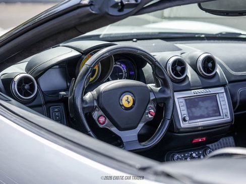 Used 2012 Ferrari California RWD image 64
