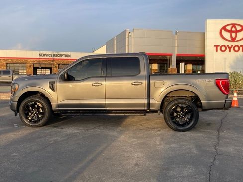 Used 2023 Ford F150 XLT w/ XLT Black Appearance Package image 8