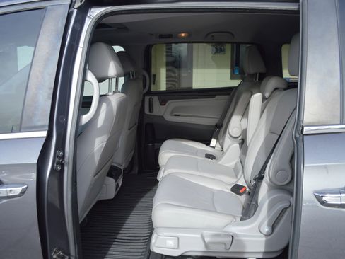 Used 2018 Honda Odyssey EX-L image 23