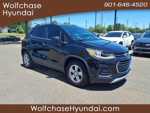Used 2020 Chevrolet Trax LT w/ LT Convenience Package FWD image 7