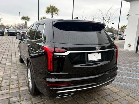 Certified 2024 Cadillac XT6 Luxury FWD image 7