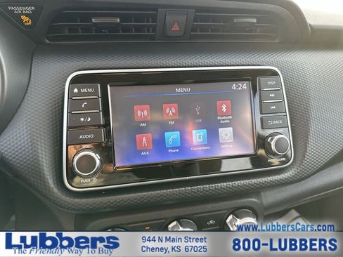 Used 2021 Nissan Kicks S image 14