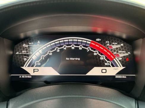 Used 2011 Nissan GT-R Premium image 23