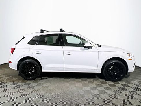 Used 2020 Audi Q5 e Premium Plus w/ Premium Plus Package AWD/4WD image 8