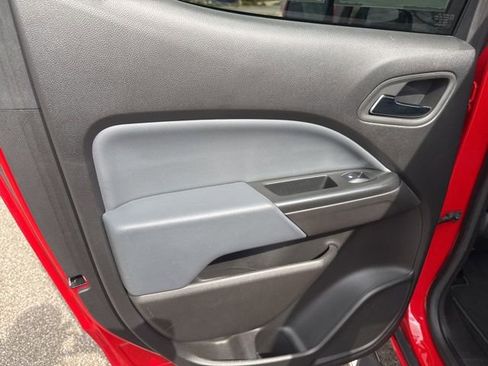 Used 2018 Chevrolet Colorado Z71 image 20