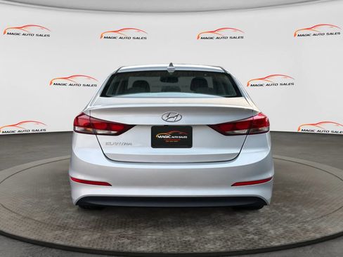 Used 2018 Hyundai Elantra Value Edition FWD image 9