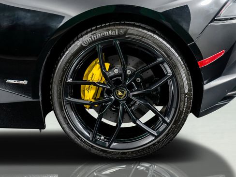 Used 2016 Lamborghini Huracan LP 610-4 image 18