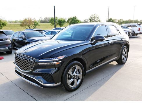 Used 2026 Genesis GV70 2.5T AWD/4WD image 3