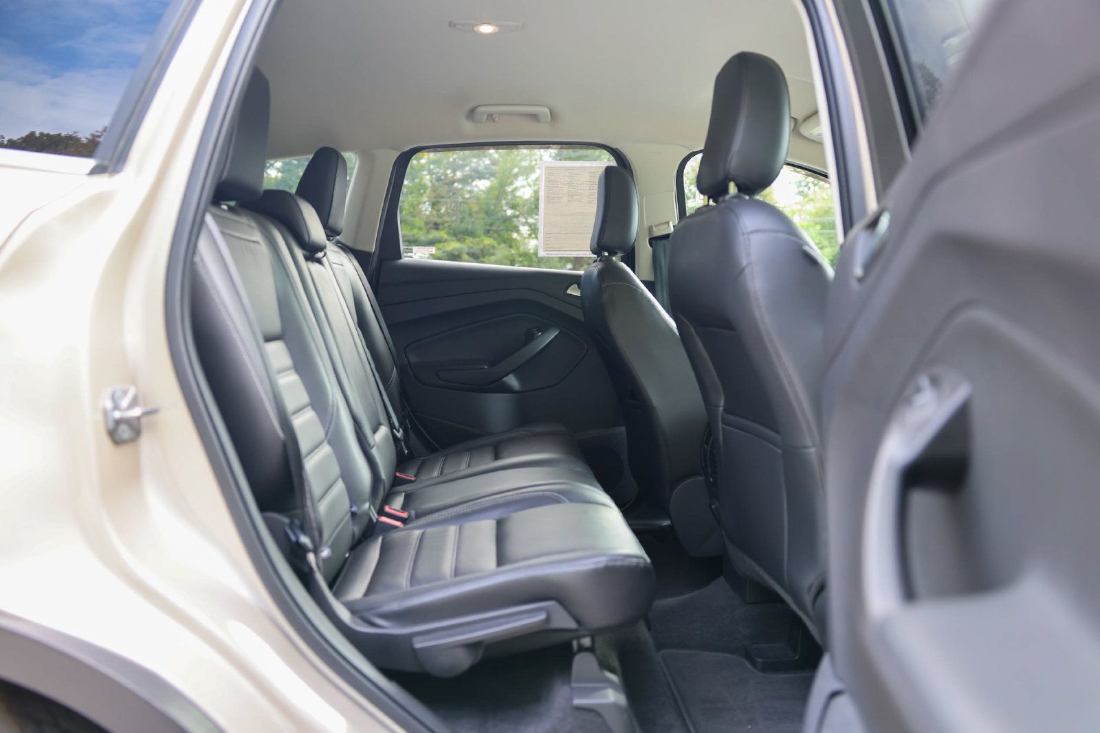 Certified 2018 Ford Escape SEL w/ Ford Safe & Smart Package AWD/4WD image 12