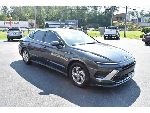 New 2025 Hyundai Sonata SE image 5