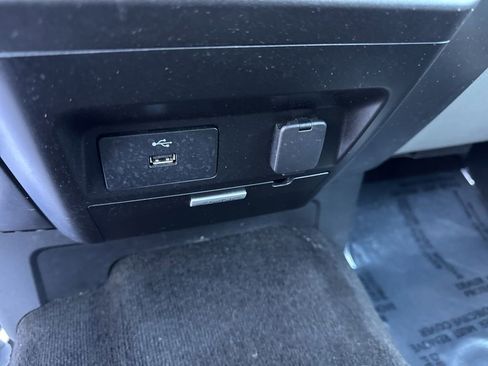 Used 2018 Ford F150 XLT AWD/4WD image 26