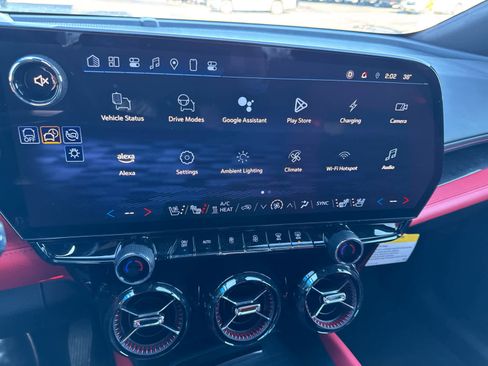 Used 2025 Chevrolet Blazer EV RS image 23