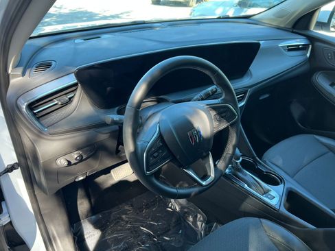 Used 2025 Buick Encore GX Preferred image 29