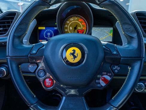 Used 2019 Ferrari 488 GTB RWD image 40
