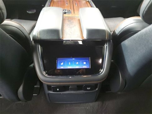 Used 2023 Lincoln Navigator L Black Label image 16