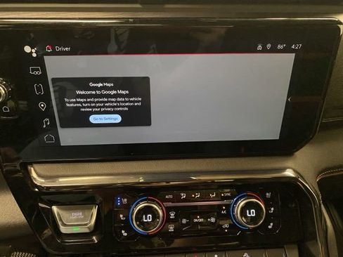 Used 2024 GMC Sierra 1500 AT4 w/ Technology Package AWD/4WD image 5