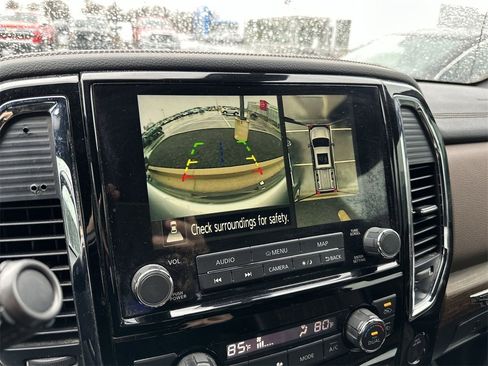 Used 2021 Nissan Titan Platinum Reserve w/ Moonroof Package image 17