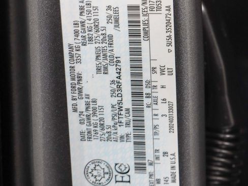 Used 2024 Ford F150 Lariat AWD/4WD image 34