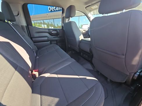 Used 2022 Chevrolet Silverado 1500 LT w/ Safety Package AWD/4WD image 16