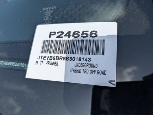 Certified 2025 Toyota 4Runner TRD Off-Road AWD/4WD image 38