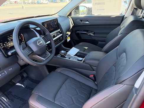 New 2026 Nissan Pathfinder Platinum AWD/4WD image 29