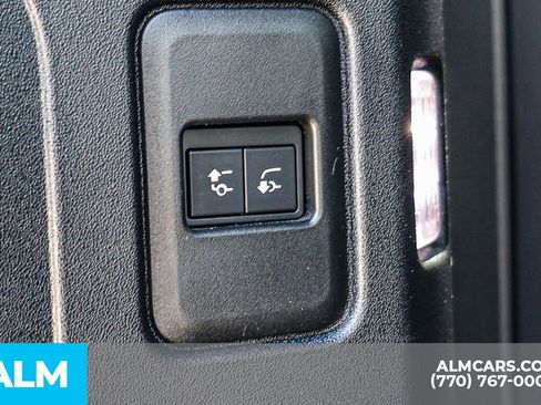 Used 2020 Land Rover Defender 110 X image 25