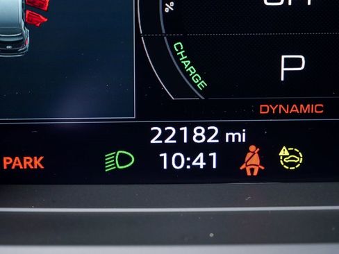 Used 2023 Audi Q4 e-tron Prestige image 11