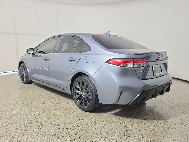 Used 2023 Toyota Corolla SE w/ SE Premium Package FWD image 7