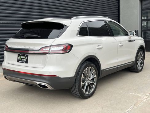 Used 2022 Lincoln Nautilus Reserve w/ Equipment Group 201A AWD/4WD image 11
