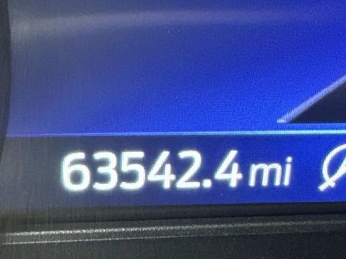 Used 2020 Ford Explorer XLT image 32